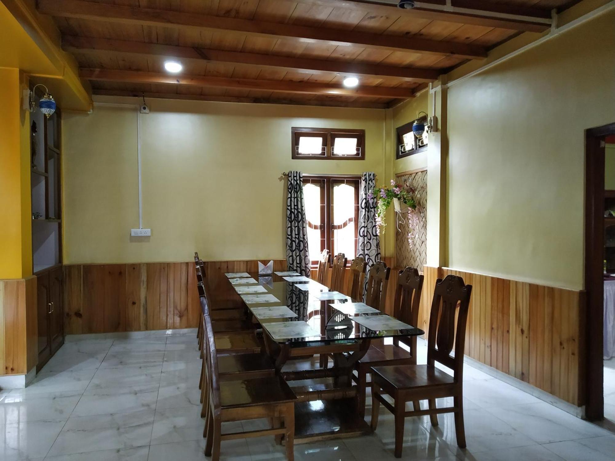 Ziro Palace Inn - A Boutique Hotel Hāpoli Buitenkant foto