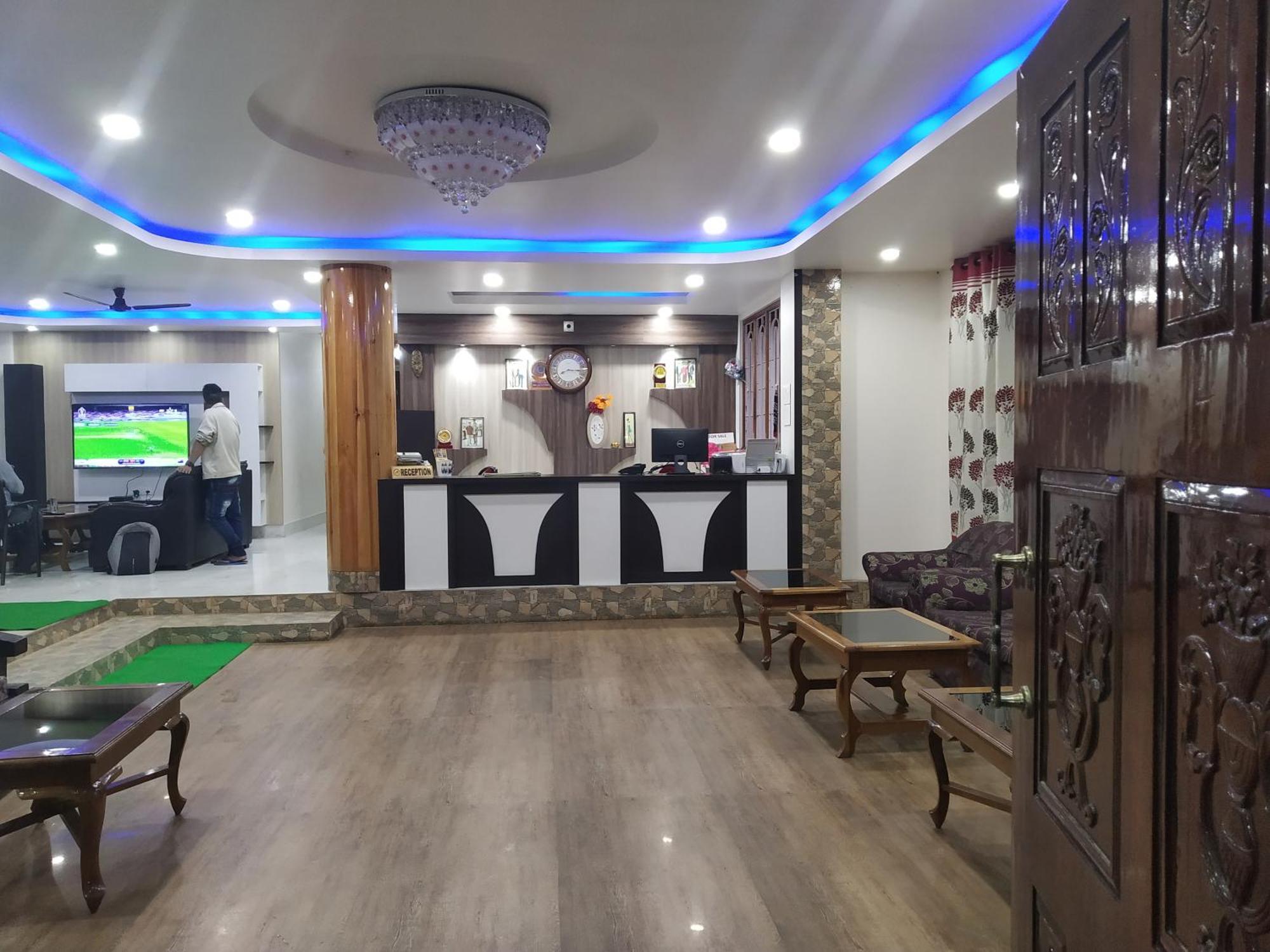 Ziro Palace Inn - A Boutique Hotel Hāpoli Buitenkant foto